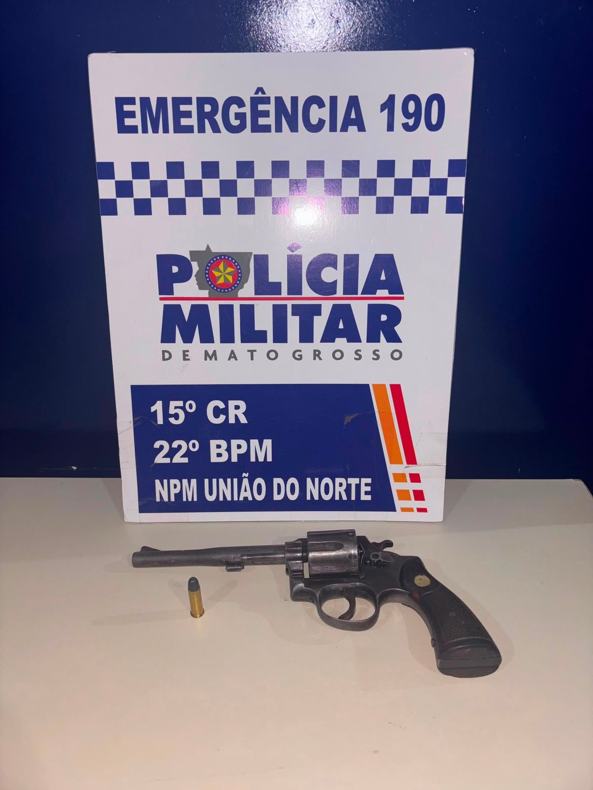 Homem é preso após disparos durante festa e polícia apreende revólver em União do Norte