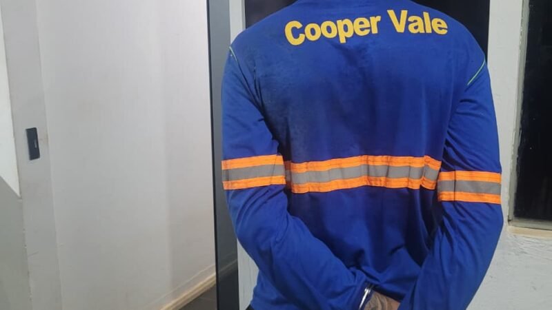 PM flagra homem estrangulando a esposa e prende suspeito em flagrante em Itaúba