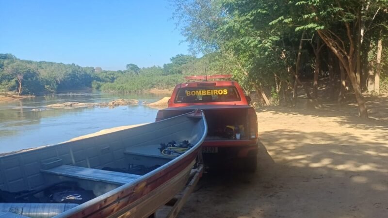 Homem morre afogado após entrar no Rio Peixotinho para tomar banho e ser localizado por mergulhadores em Matupá