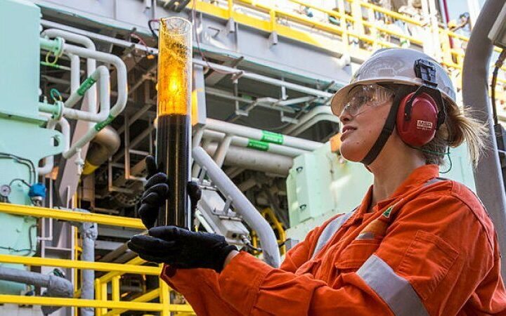Indústria tem variação negativa em maio e interrompe quatro altas seguidas