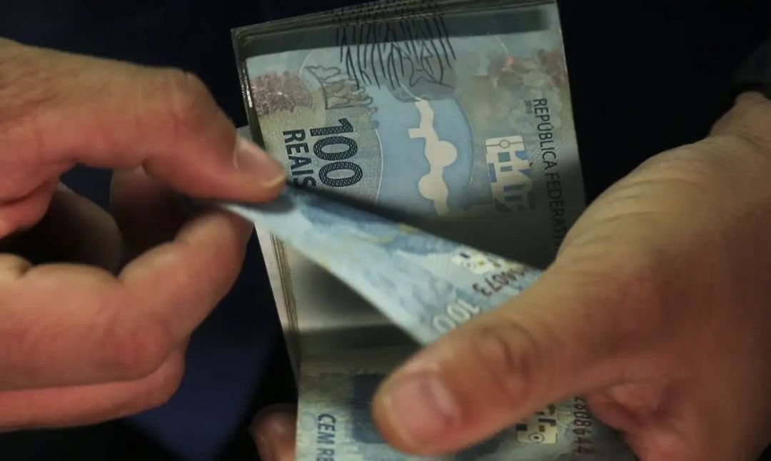 Busca por crédito cresce em maio