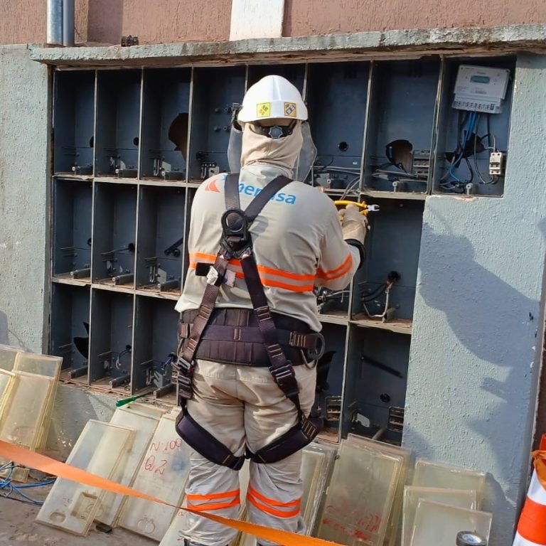 A cada 15 minutos, uma fraude no consumo de energia elétrica é identificada em Mato Grosso