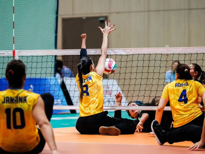 Brasil vai às quartas do Mundial de vôlei sentado nos dois naipes