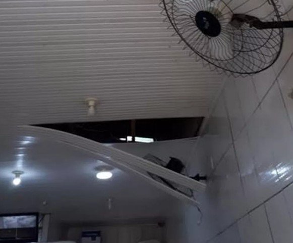 Criminosos invadem supermercado pelo forro e furtam dinheiro de cofre em Alta Floresta