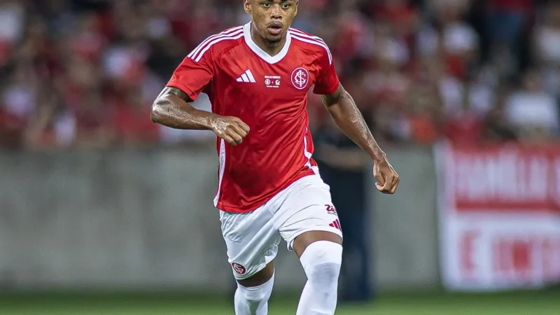 Victor Gabriel é suspenso por STJD até que Gabriel Pec volte a treinar