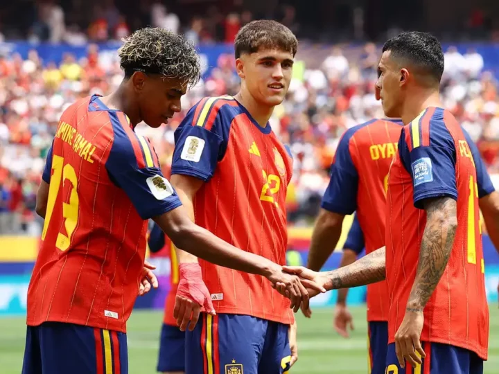 Espanha repete feito do Brasil de 1958 em classificação sobre Áustria