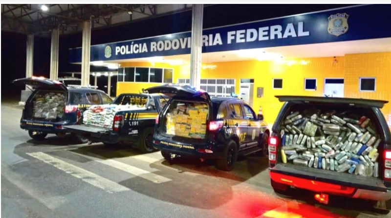 PRF apreende mais de 2,4 toneladas de drogas em uma das maiores operações do ano