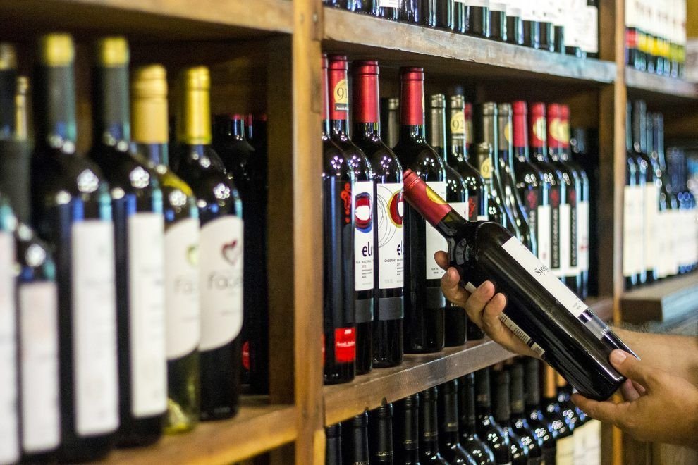 Exportações de vinhos brasileiros avançam 23,7% no semestre