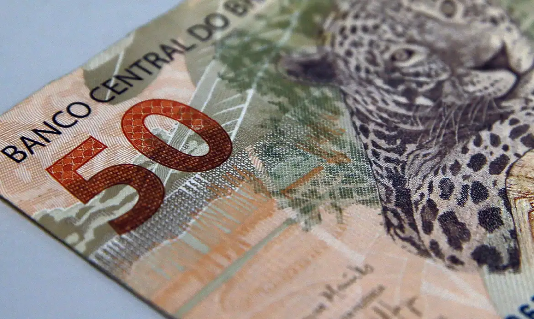 Dívida pública supera R$ 9,2 trilhões em julho