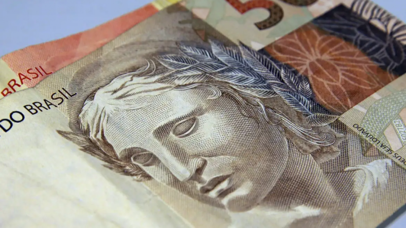 Prévia da inflação cai 0,4% em agosto