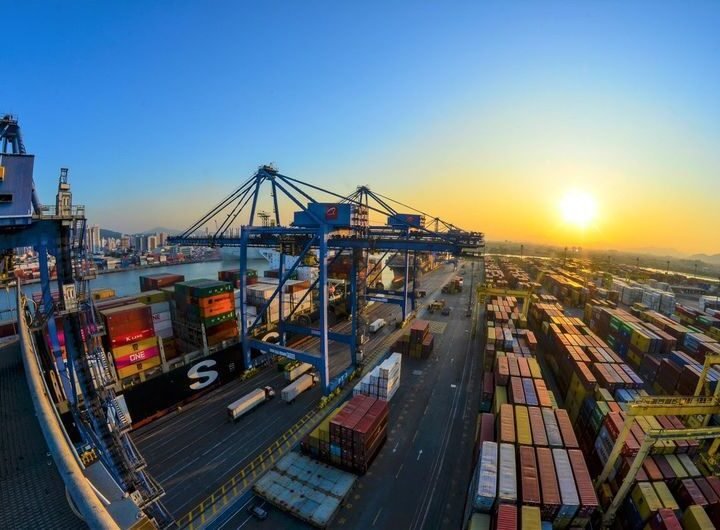 Exportações brasileiras aos Estados Unidos caem 12,2% no ano