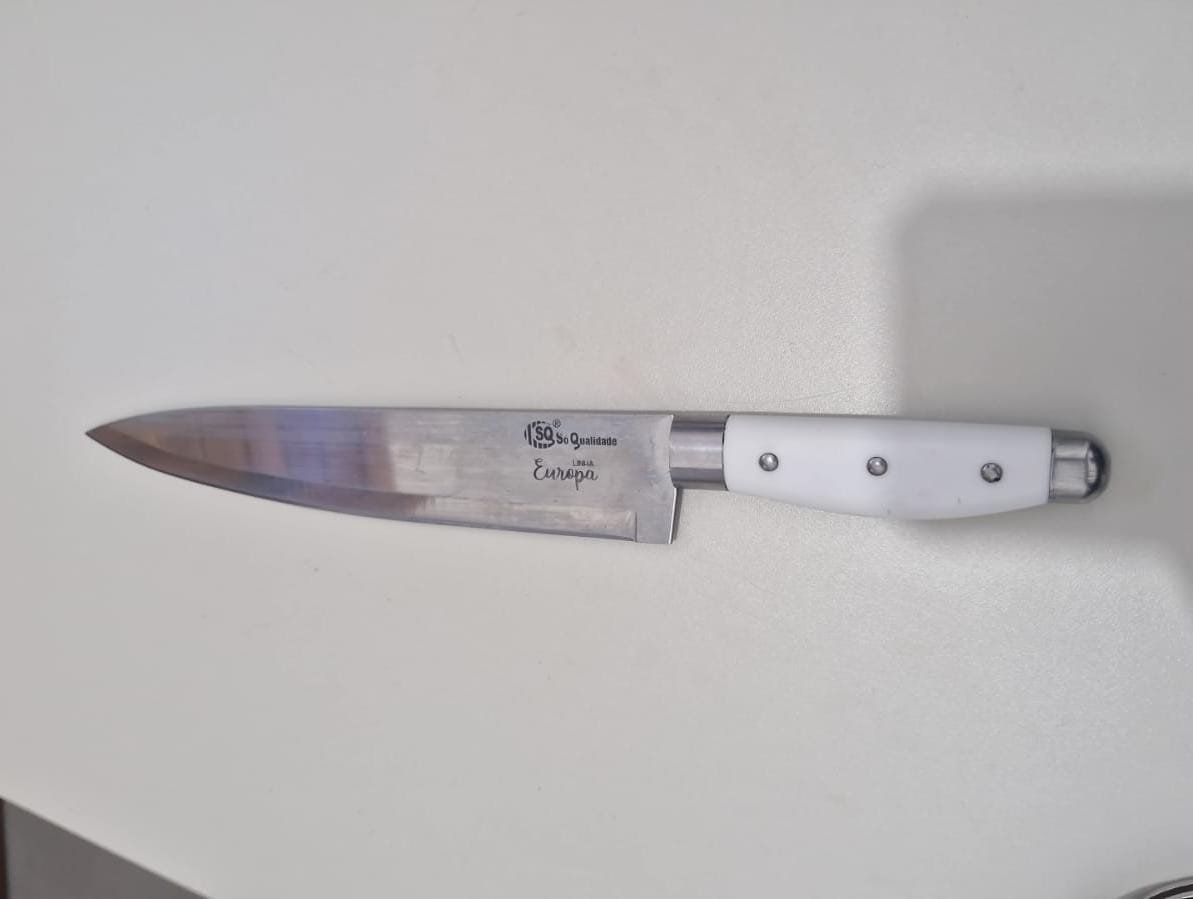 Mulher mantida em cárcere privado é resgatada após pedir socorro por mensagem em Matupá