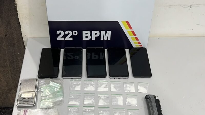Adolescentes são apreendidos e polícia encontra cocaína, balança e simulacro de pistola em Peixoto de Azevedo