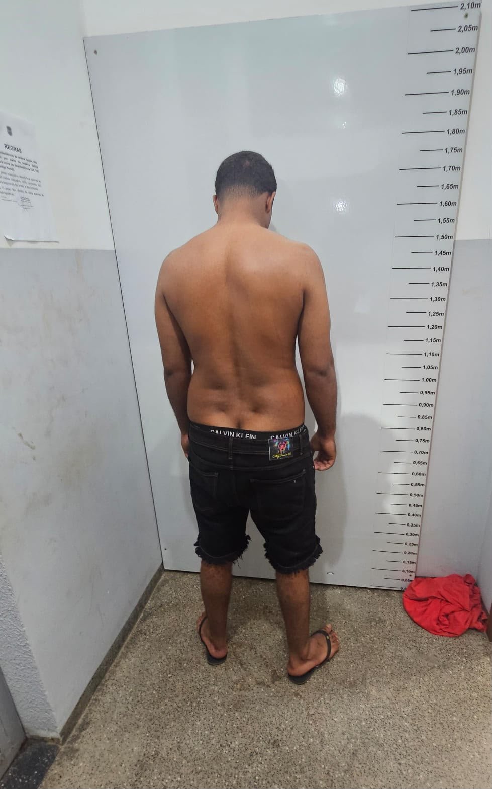 Homem de 30 anos é preso após agredir ex-companheira durante ocorrência de violência doméstica em Peixoto de Azevedo