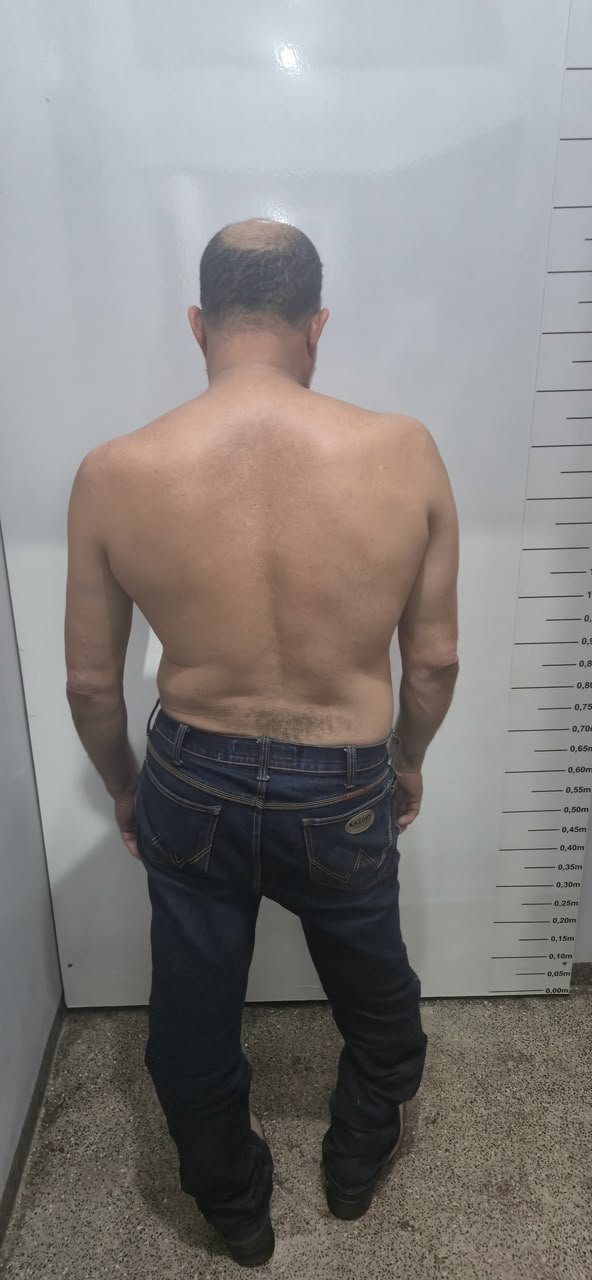 Homem é detido após ameaças e violência emocional contra ex-companheira em Peixoto de Azevedo