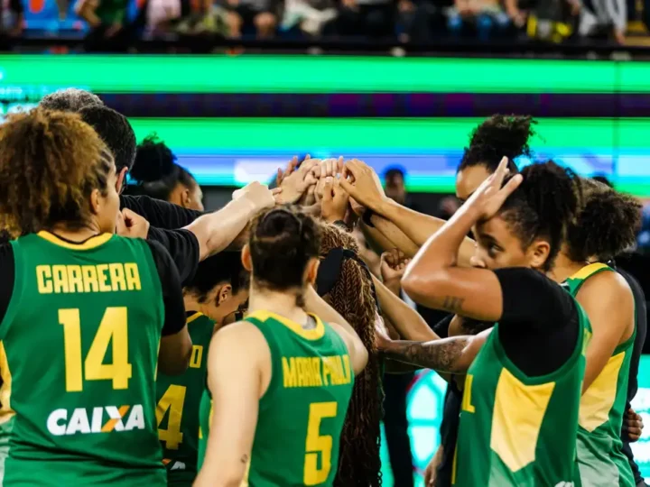 Brasil enfrenta Argentina por vaga no Pré-Olímpico de basquete