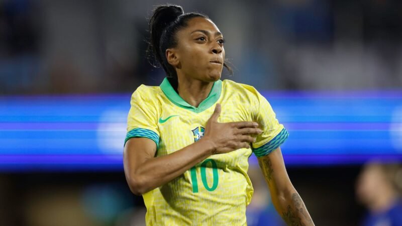 Barça anuncia Kerolin com valor recorde no futebol feminino brasileiro
