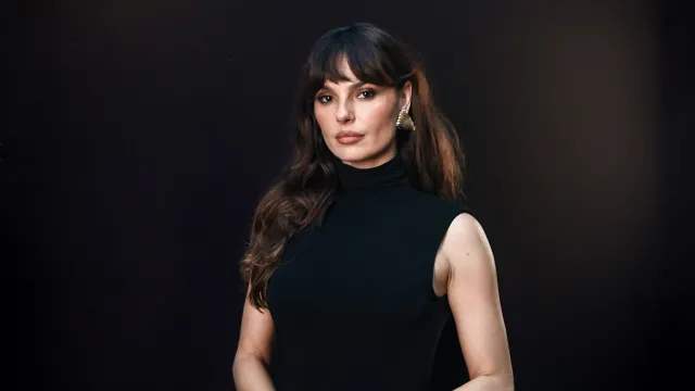 Isis Valverde compra os direitos de Hilda Furacão e planeja musical