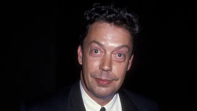 Morre Tim Curry, astro de ‘The Rocky Horror Picture Show’ e ‘It’, aos 80 anos