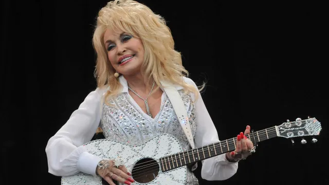 Dolly Parton deixa herança bilionária organizada para evitar briga familiar
