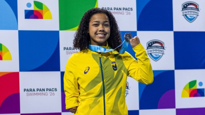 Parapan-Pacífico: nadadora Alessandra quebra recorde mundial