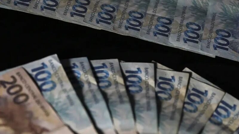 Carteira de crédito deve crescer 0,5% em julho