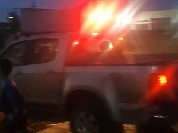 Palio bate na traseira de S-10 durante acesso à perimetral em Colíder
