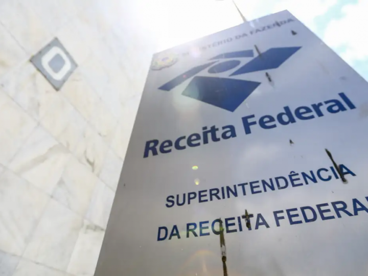 Receita prevê arrecadar R$ 636 bilhões com novo tributo em 2027