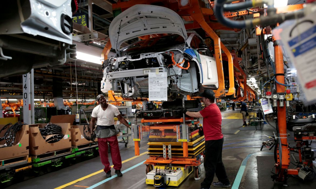 Intenção de investir da indústria é a menor em seis anos