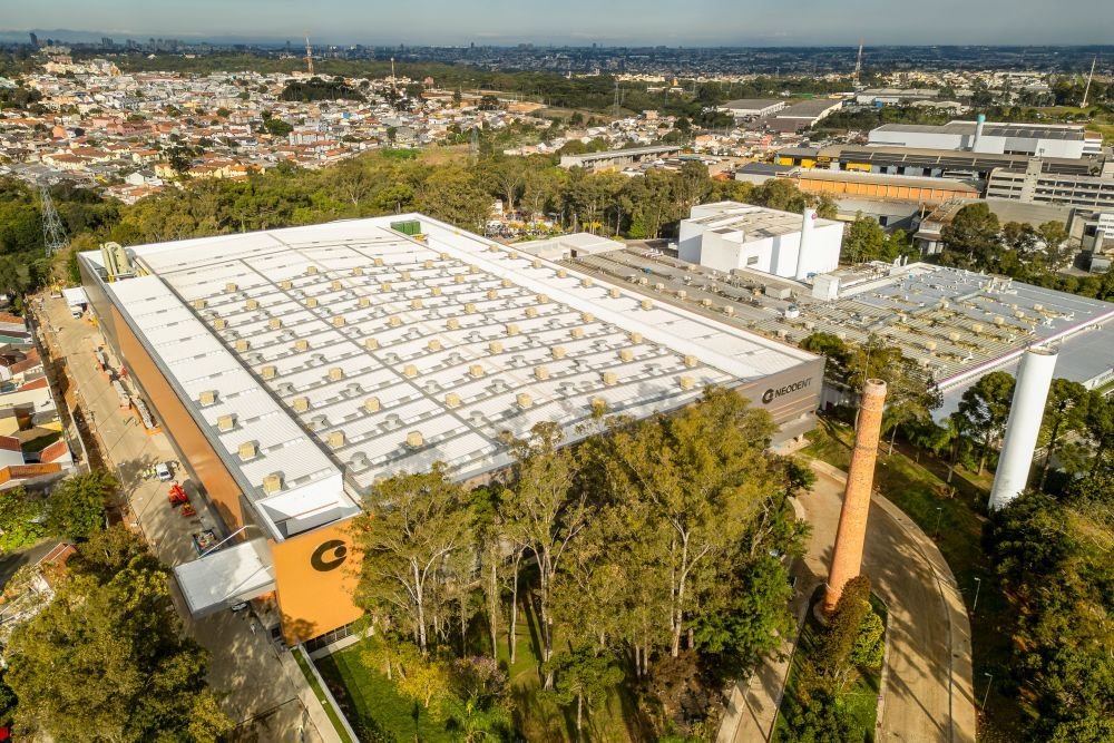 Neodent investe R$ 2 bilhões para dobrar a produção em Curitiba