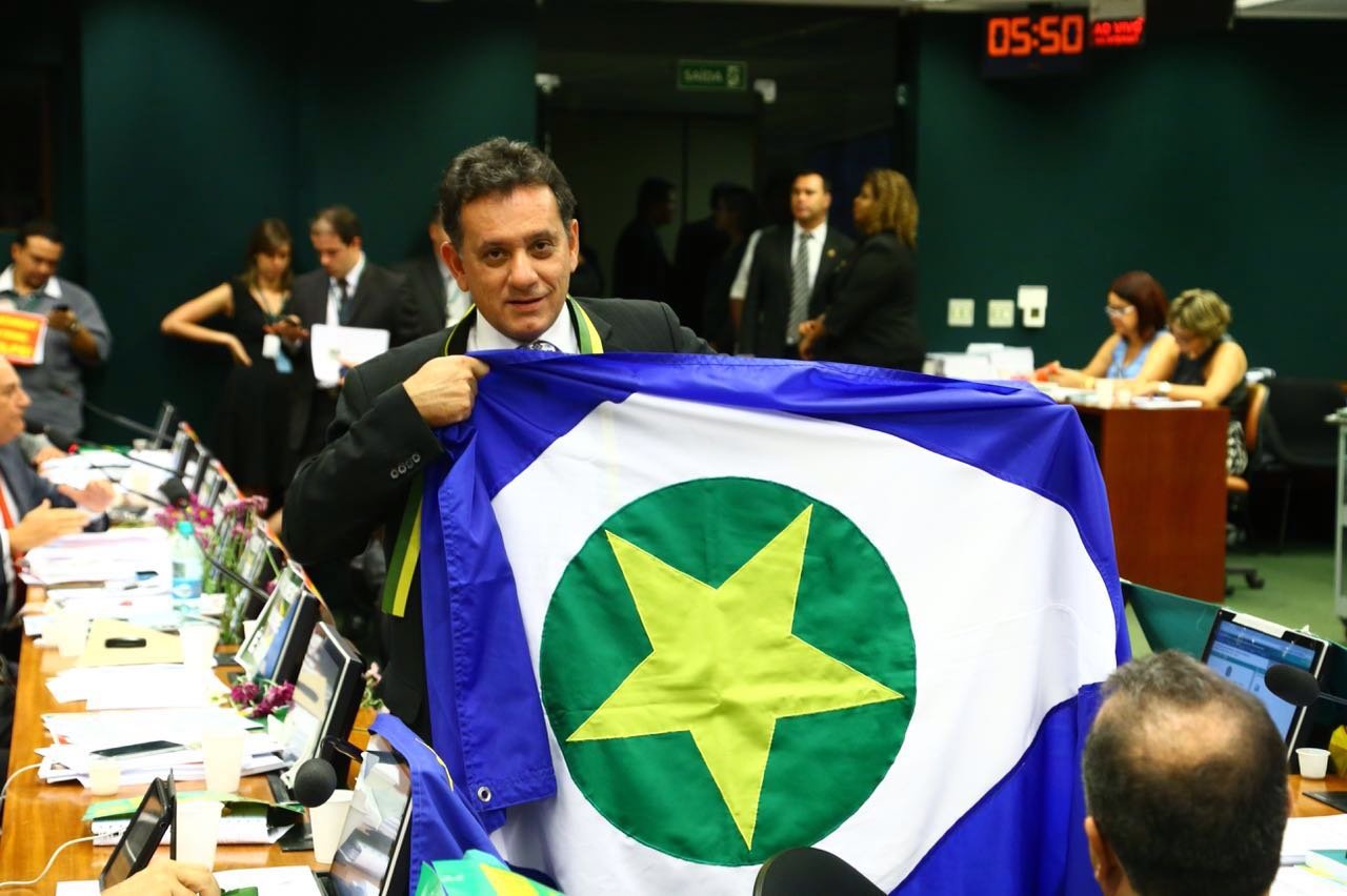 Documentário resgata voto de Nilson Leitão e relembra atuação no impeachment de Dilma