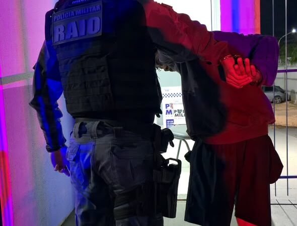 Menor tenta fugir da PM e é apreendido com drogas em Guarantã do Norte