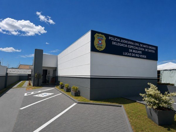 Mulher divulga fotos íntimas de empresária de Lucas do Rio Verde