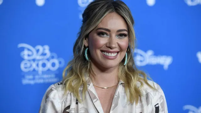 Hilary Duff anuncia show único em São Paulo em agosto de 2027