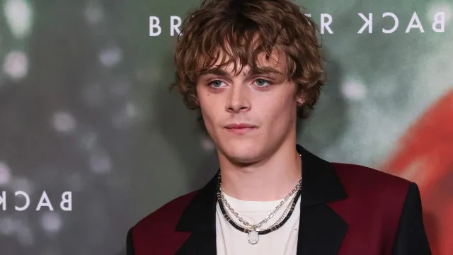 Quem é Billy Barratt, novo Voldemort de ‘Harry Potter’