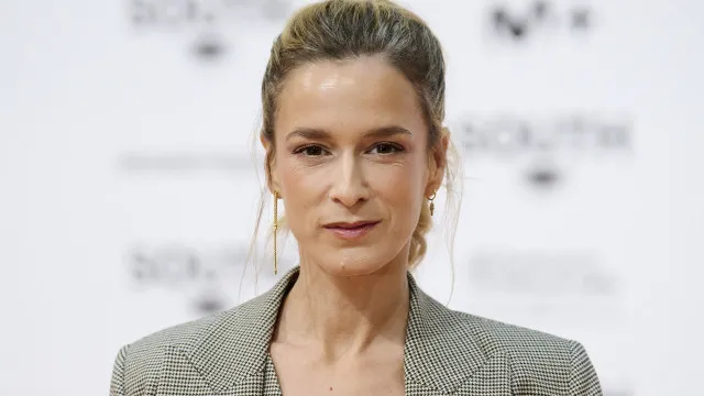 Conheça a atriz que viverá Carminha na versão portuguesa de ‘Avenida Brasil’