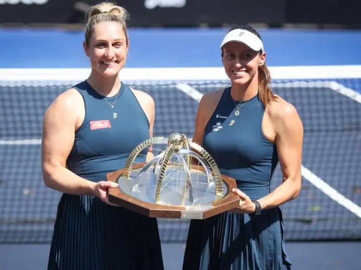 Stefani é bicampeã de duplas do SP Open, o 1º ao lado de Dabrowski