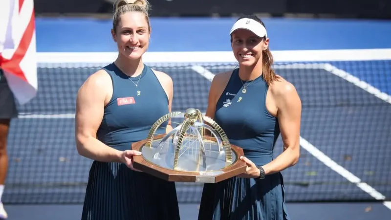 Stefani é bicampeã de duplas do SP Open, o 1º ao lado de Dabrowski