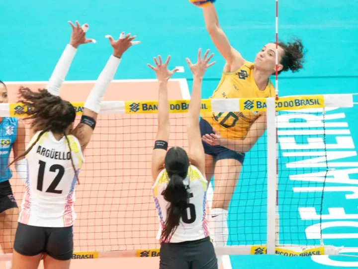 Brasil supera Venezuela em estreia no Sul-Americano de vôlei feminino