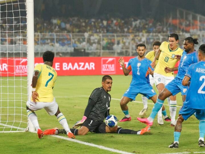 Em ritmo de treino, Brasil vence a Índia em Calcutá: 4 a 0