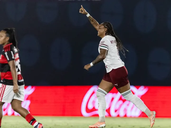 Fluminense vence Flamengo e abre vantagem na Copa do Brasil Feminina