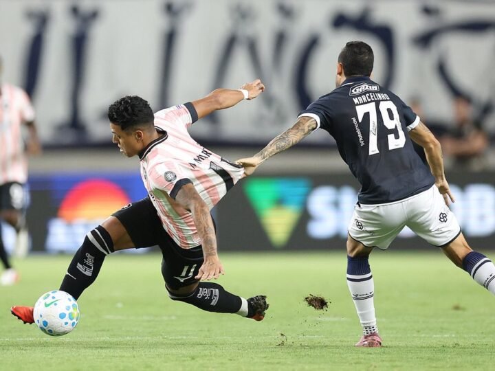 Remo volta a vencer após 12 jogos e complica Botafogo no Brasileirão