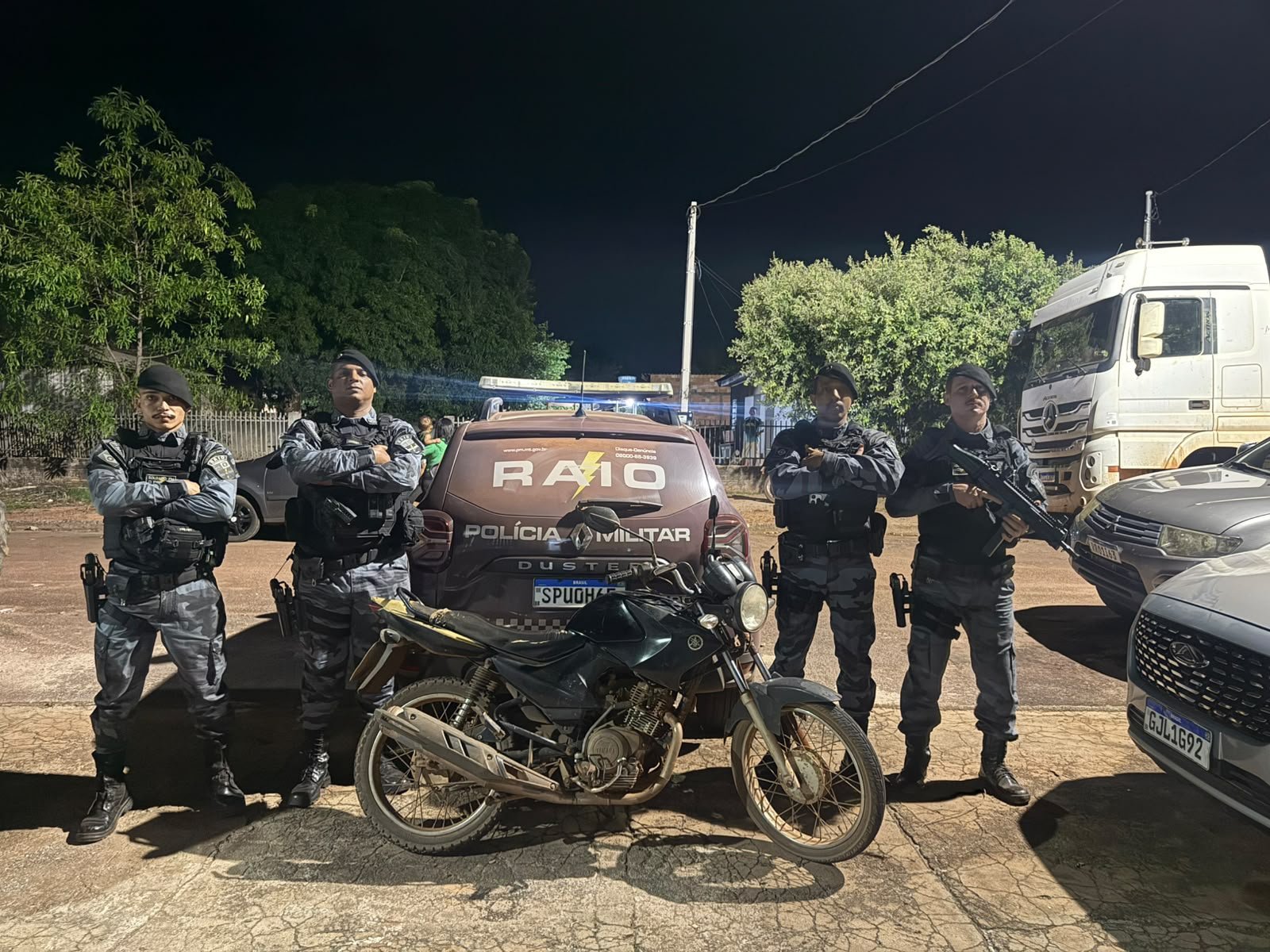 Suspeito foge para mata durante abordagem do RAIO, mas abandona moto furtada em MT