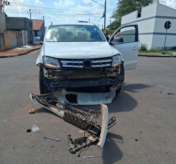 Motociclista é encaminhada ao Hospital Regional após colisão em Colíder
