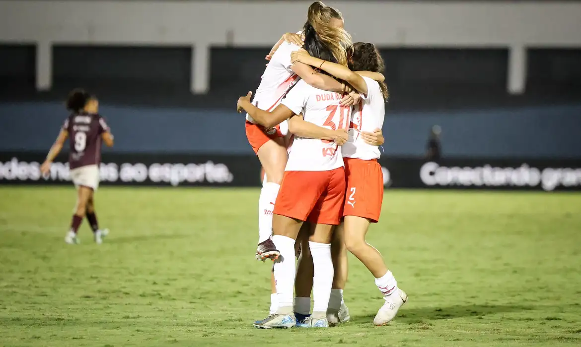 Copa do Brasil: Bragantino abre vantagem sobre Ferroviária nas quartas