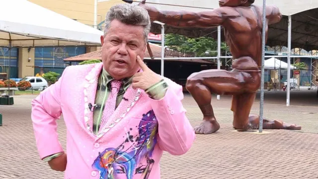 Milton Cunha pede desculpas a Pabllo Vittar após fala sobre cantora: ‘Erro grosseiro’