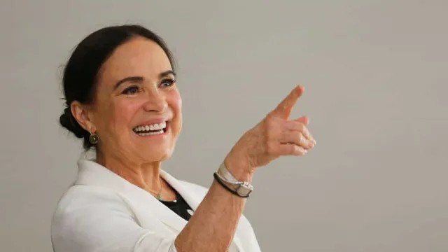 Regina Duarte compartilha vídeo que questiona eleição de Lula