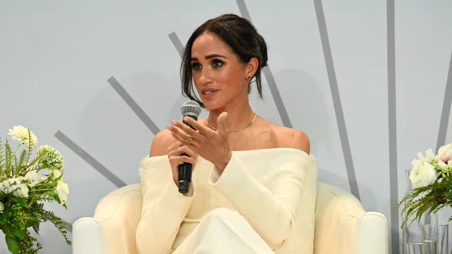 Meghan “consternada” com acusações contra o pai; irmã diz que são mentira