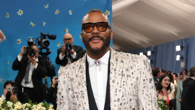 Tyler Perry coloca mansão onde Harry e Meghan viveram à venda
