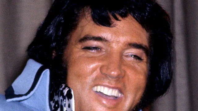 Donos da obra de Elvis Presley processam Anthropic por uso ilegal de músicas